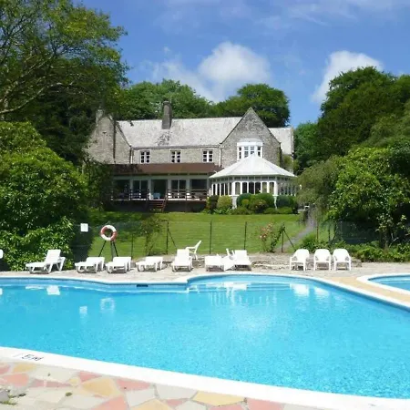 49 Lanteglos Hotel, 2 Bedroom Sleeps 4 Chalet *